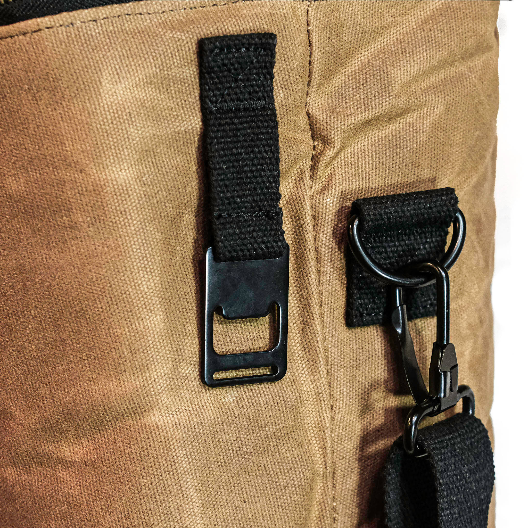 Readywares_CoolerBag_SideHardw